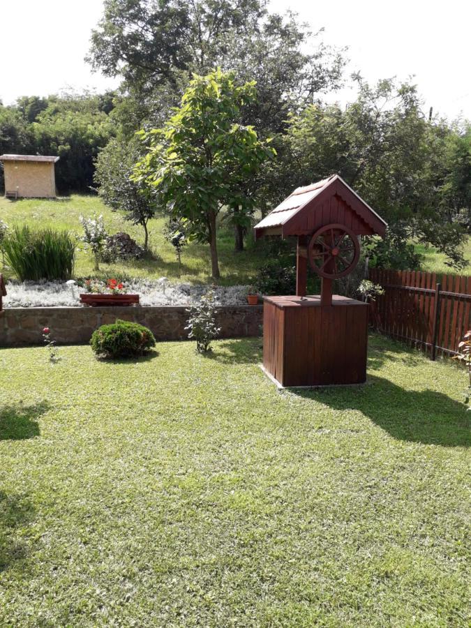 Matyas Apartman Tard Dış mekan fotoğraf