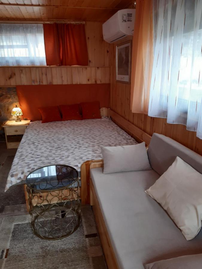 Matyas Apartman Tard Dış mekan fotoğraf